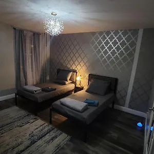 Goldstate Homestay New York